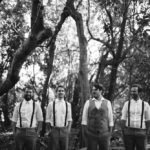 Groomsmen in black and white